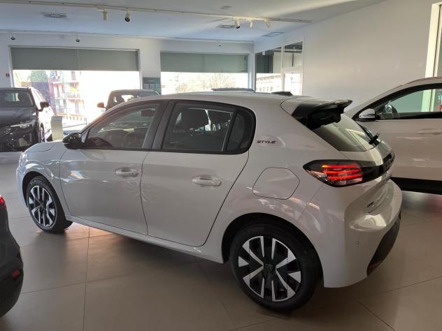 Peugeot 208 208 Hybrid 110 e-DCS6 Style - Foto 6