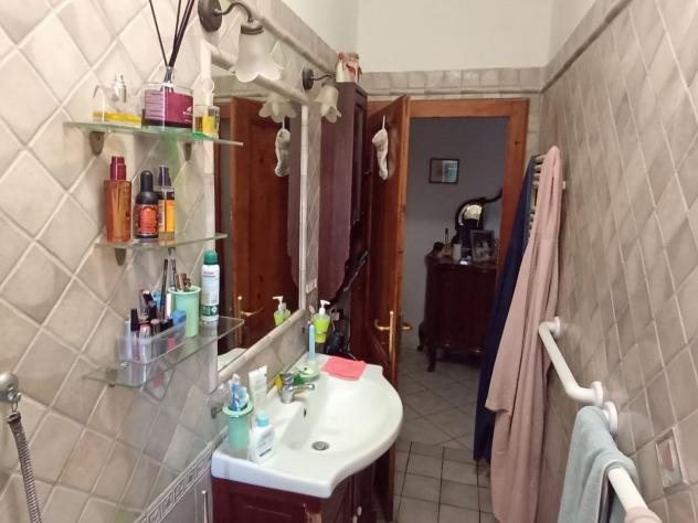 APPARTAMENTO di 4 vani e di 75 mq (GAMBASSI TERME) rif. G 28 - Foto 10