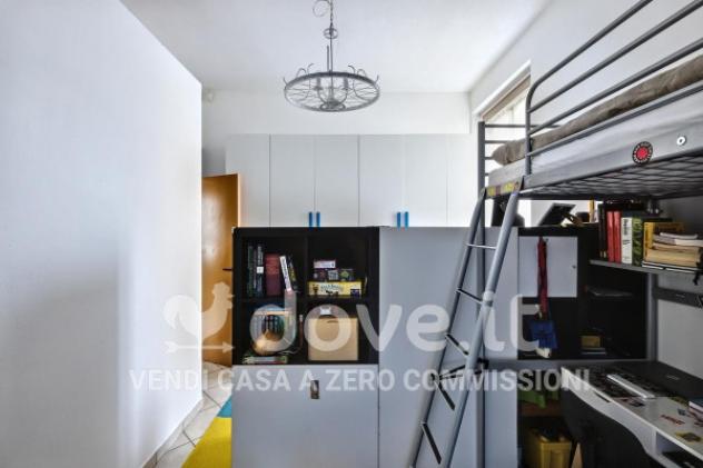 Casa indipendente di 200 m² con 3 locali e box auto in vendita a Sumirago - Foto 14