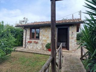 Singola in affitto a Amelia