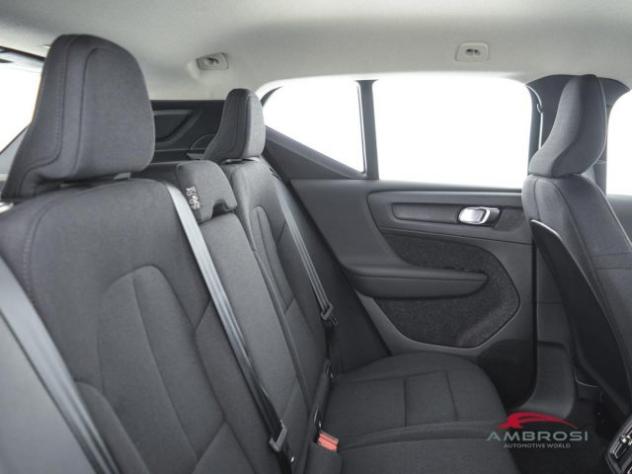 VOLVO XC40 B3 Mild hybrid Benzina Essential rif. 23986876 - Foto 10