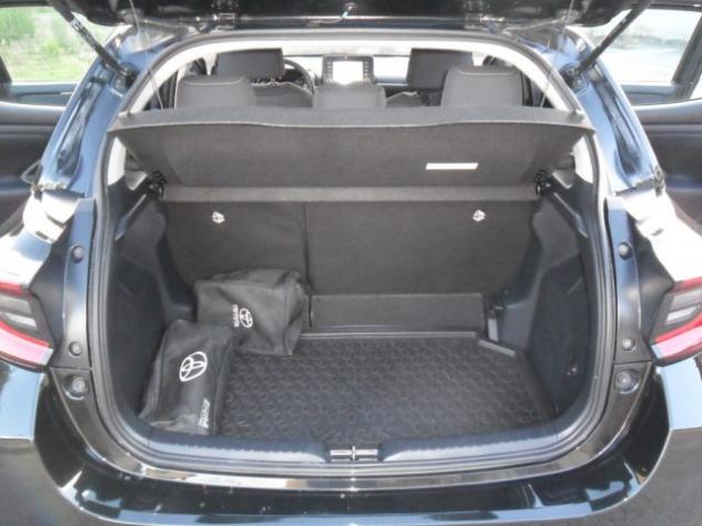 TOYOTA Yaris 1.5 Hybrid 5 porte Lounge rif. 24077149 - Foto 9