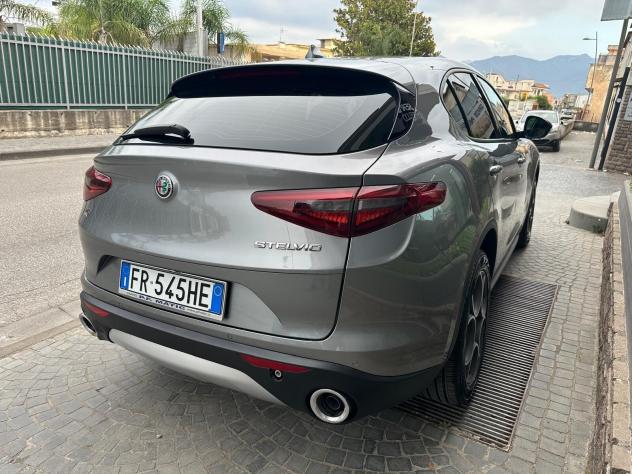 ALFA ROMEO Stelvio Stelvio 2.2 Turbodiesel 210 ... - Foto 5