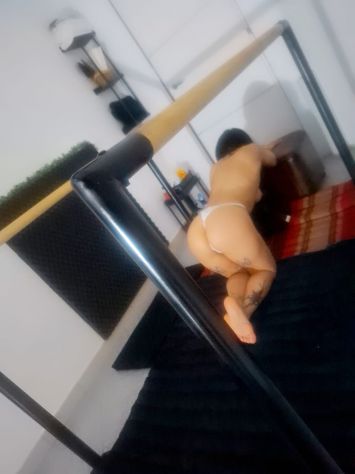Massaggio tantra body to body kalari Tel:3756347751
