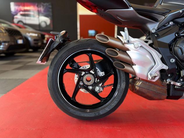 MV Agusta Brutale 800 Brutale 800 EAS - Foto 3