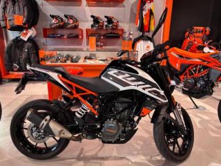 KTM 125 Duke ABS rif. 22515691