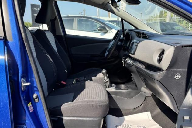 TOYOTA Yaris 1.0 5 porte Cool rif. 23979455 - Foto 8