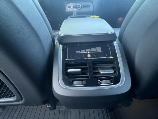 VOLVO XC90 B5 (d) AWD Geartronic 7 posti R-design rif. 20224333 - Foto 5