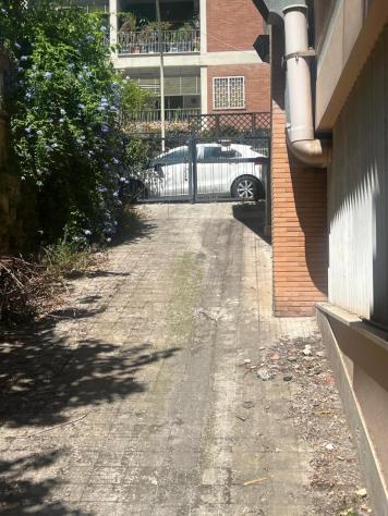 Magazzino in vendita a Roma