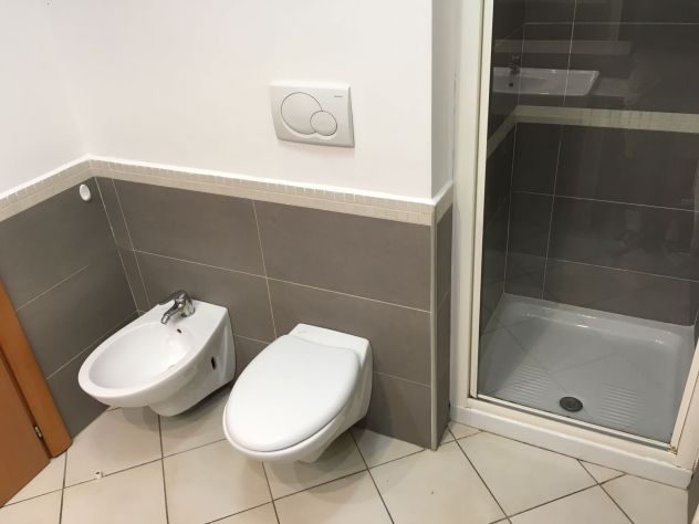 Ostia 3 locali 5 posti letto con ampio giardino vicino metro - Foto 9