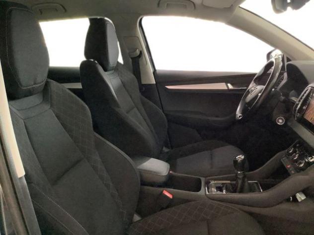 SKODA Karoq 2.0 TDI SCR 115 CV Executive rif. 23878383 - Foto 10