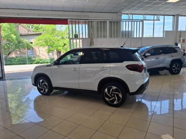 SUZUKI Vitara 1.4 Hybrid Top Bicolor EXTRA PROMO+INCENTIVO 2026 rif. 23753041 - Foto 3