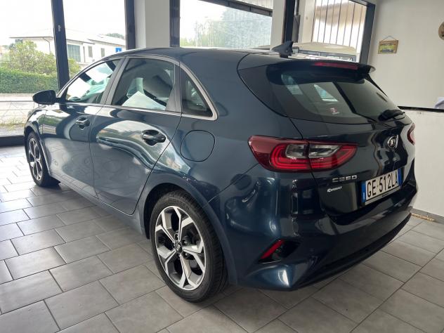 Kia Ceed 1.6 CRDi 115 CV 5p. Urban - Foto 6