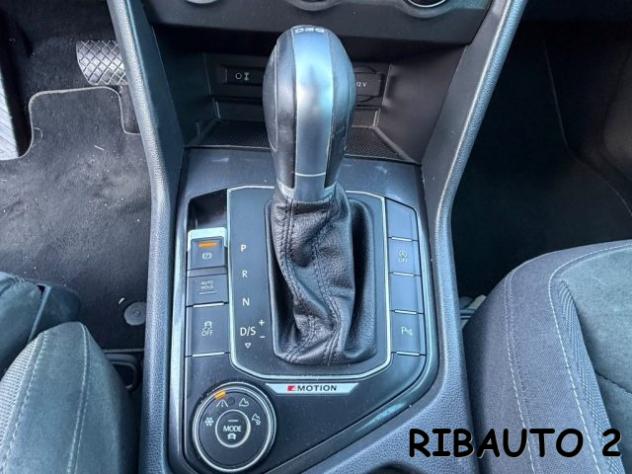 VOLKSWAGEN Tiguan 2.0 TDI SCR DSG 4MOTION Executive BMT rif. 24194811 - Foto 10