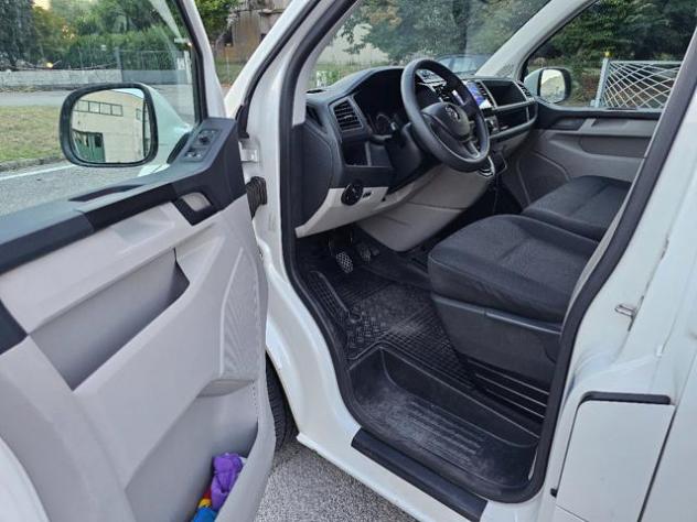 VOLKSWAGEN Caravelle 2.0 TDI 150CV PC Comfortline rif. 24021682 - Foto 8