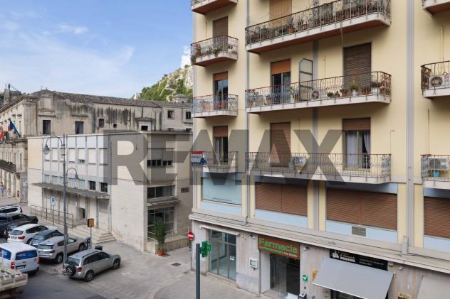 Appartamento in vendita a Modica, Modica Bassa