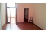 Via XX Settembre, p.t. mq 80ca due livelli con veranda interna, necessita d &hellip;