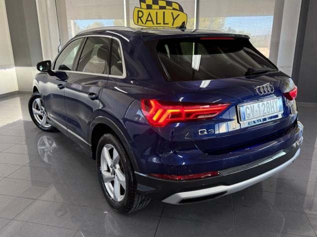 Audi Q3 Identity Black 2.0 35 TDI #8438 - Foto 9