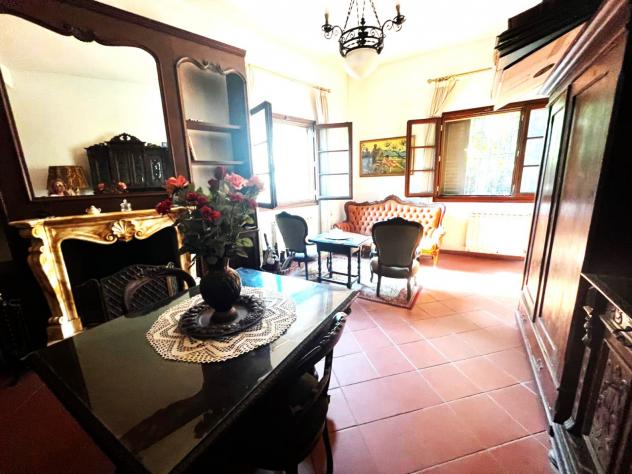 VILLINO di 6 vani e di 140 mq (CAMPI BISENZIO) rif. L1307_4 - Foto 13