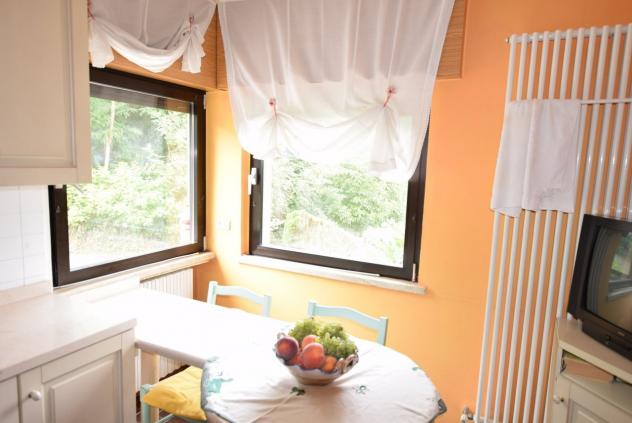 VILLA di 9 vani e di 584 mq (CORNUDA) rif. ZI60E_10 - Foto 9