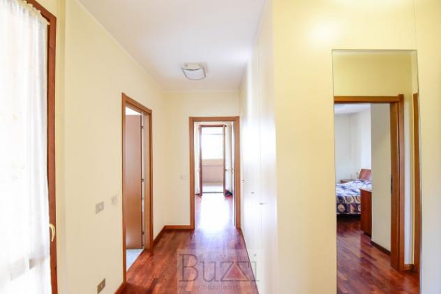 Attico / Mansarda di 216 m² con 4 locali e box auto in vendita a Seregno - Foto 14