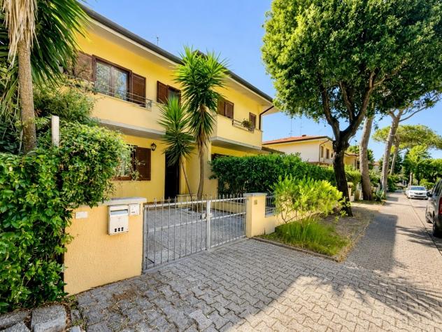 Villetta a schiera in vendita a Viareggio 140 mq Rif: 1419713