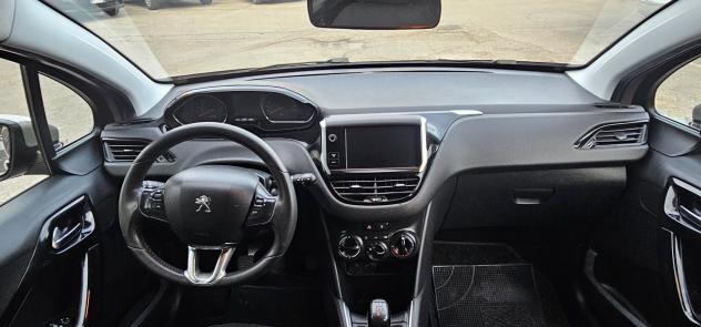 Peugeot 208 1.4 HDi 68 CV Allure solo 49000 Km - Foto 9