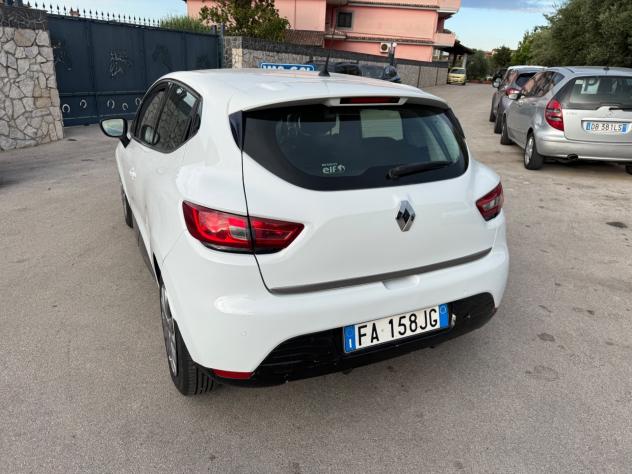 Renault Clio 1.2 75CV GPL 5 porte Costume National - Foto 6
