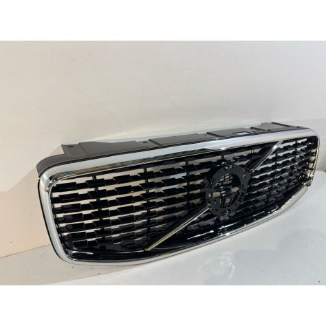 VOLVO XC60 R 18 Griglia del radiatore - 17745