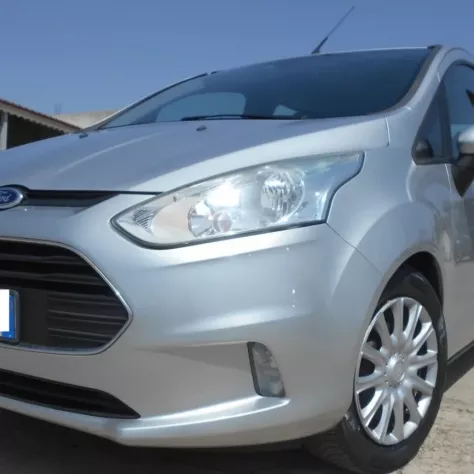 Noleggio auto breve termine o lungo termine - Foto 4