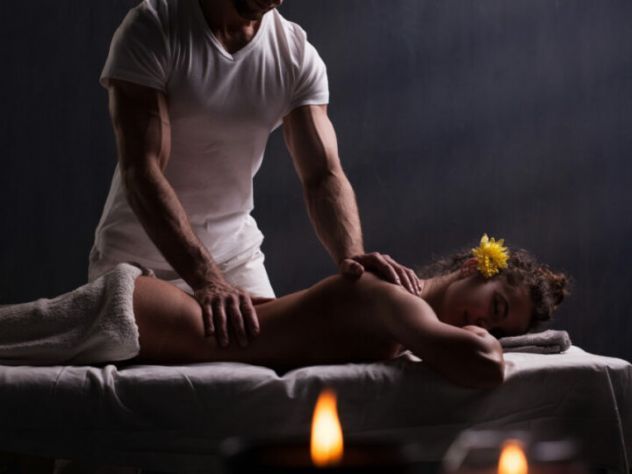 MASSAGGI:RILASSANTI, DRENANTI,SENSUALI(SOLO DONNE) - Foto 4 Tel:3520048080