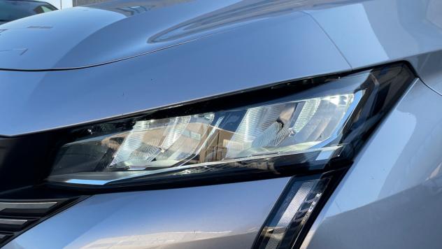 PEUGEOT 308 1.5 BLUEHDI ALLURE PACK 131CV - FULLE LED, VIRTUAL COCKPIT, NEOPATENTATI - Foto 4