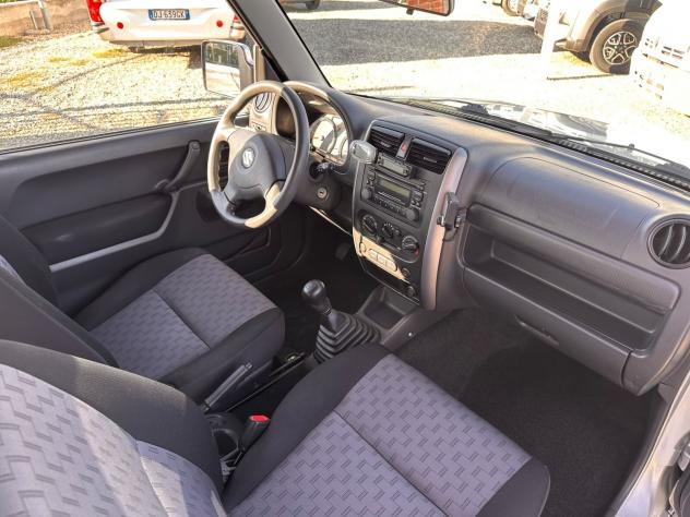 Suzuki Jimny 1.3i 16V cat 4WD Special - Foto 8