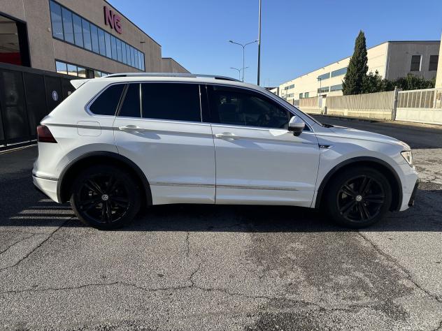 Volkswagen Tiguan 2.0 TDI SCR 110KW Advanced BMT DSG - Foto 7