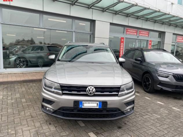 VOLKSWAGEN Tiguan 2.0 TDI SCR DSG Business BlueMotion Technology rif. 23927036 - Foto 2