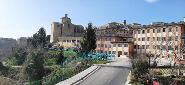 Pentalocale in vendita a Ripatransone