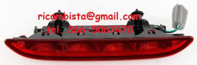 92700-C7010 Hyundai i20 terzo stop