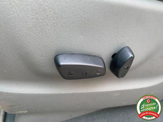 CHRYSLER Voyager 2.5 CRD cat LX Leather 7 POSTI rif. 23921314 - Foto 7