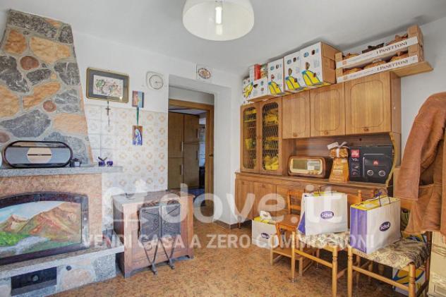 Villa di 207 m² con più di 5 locali in vendita a Maccagno con Pino e Veddasca - Foto 12