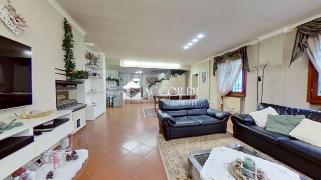 VILLA di 7 vani e di 430 mq (MONTEBELLUNA) rif. DG237AB - Foto 5