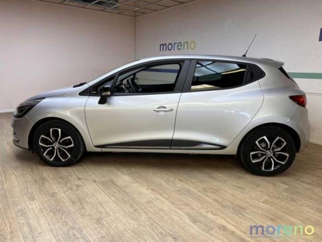 RENAULT Clio 0.9 TCe 90 CV Moschino Zen rif. 18949083 - Foto 3