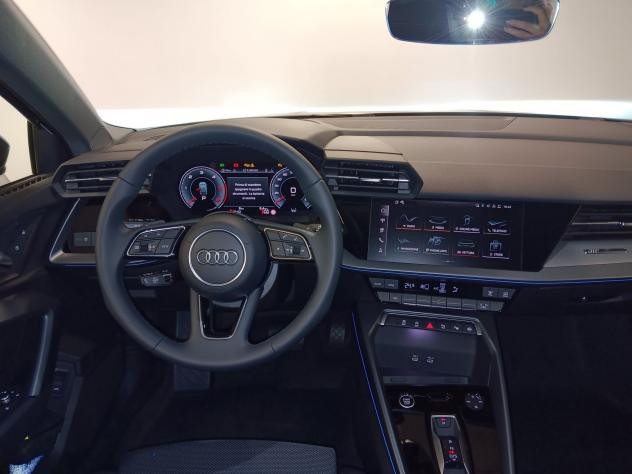Audi A3 allstreet 35 TDI S tronic Business Advanced - Foto 7