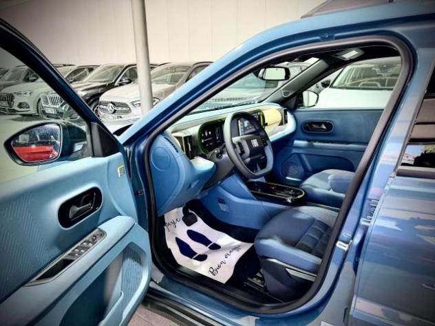 Fiat Grande Panda 1.2 Hybrid 110CV eDCT La Prima - Foto 8