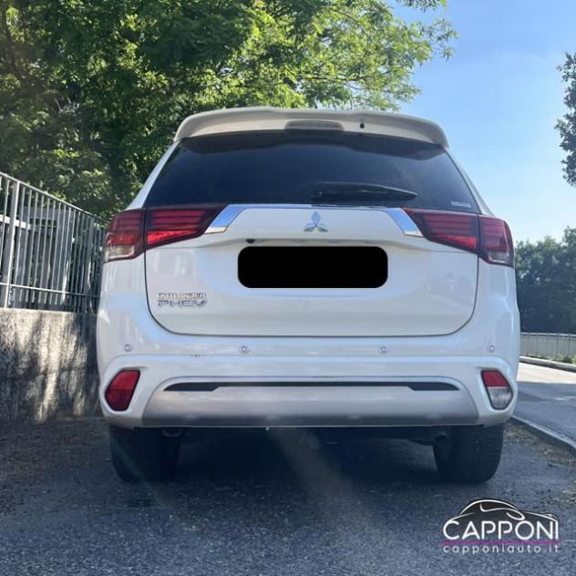 MITSUBISHI Outlander 2.4 MIVEC 4WD PHEV rif. 24112536 - Foto 6