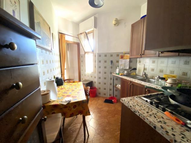 Ottimo trilocale con terrazzo. - Foto 9