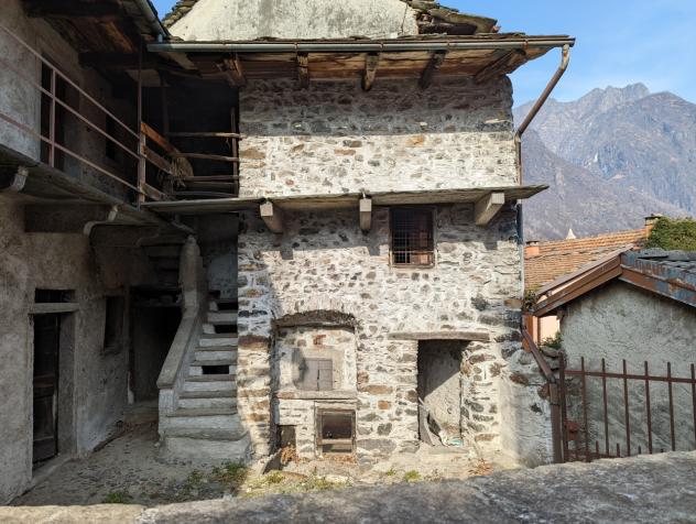 Singola in vendita a Premosello-Chiovenda
