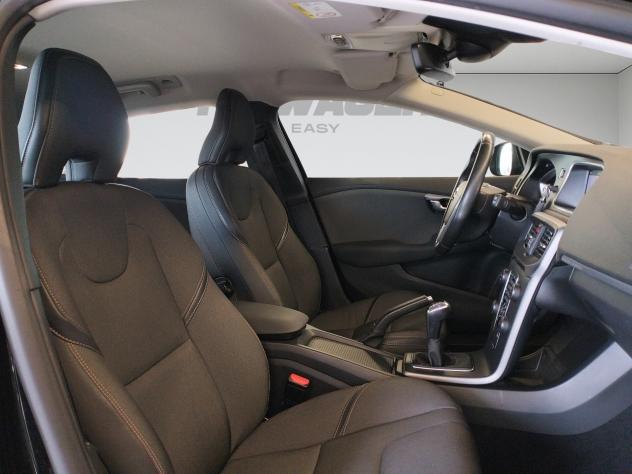 Volvo V40 Cross Country D2 Business Plus - NEOPATENTATI - Foto 10