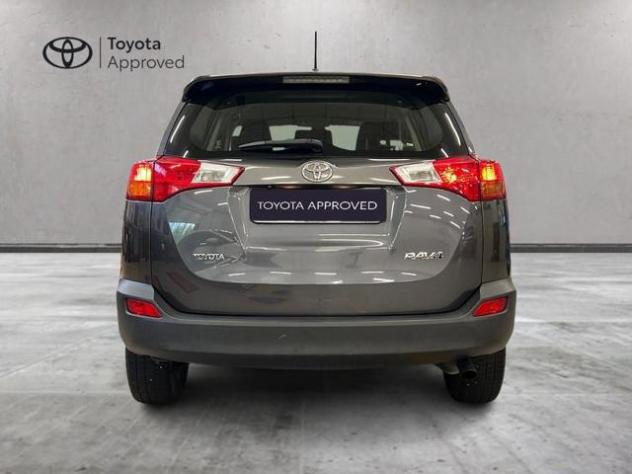 TOYOTA RAV 4 RAV4 2.0 D-4D 2WD Active rif. 24074709 - Foto 4