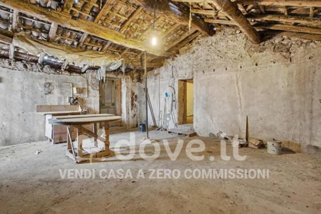 Appartamento di 161 m² con più di 5 locali in vendita a Caravate - Foto 16