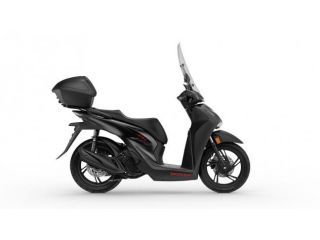 Honda SH 150 SH 150 SPORTY - con bauletto keyless e parabrezza - YM 2026